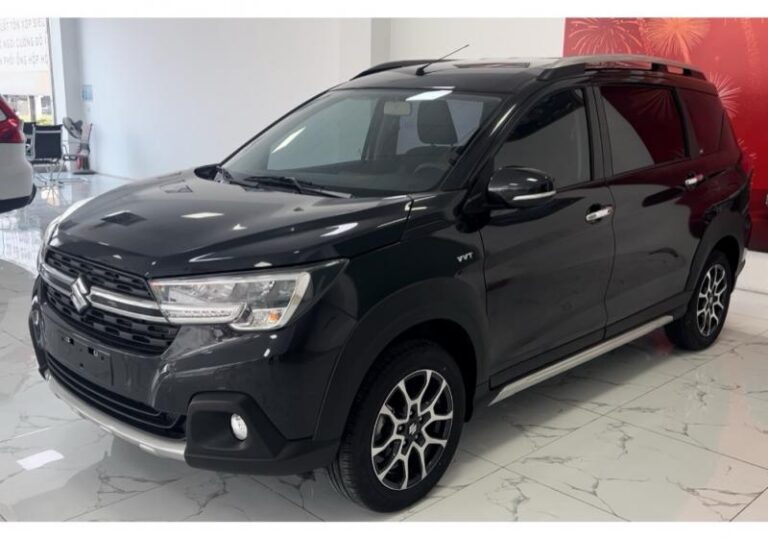 Suzuki XL7 2023 Màu Đen Hoàn Thiện Tại Suzuki Vinh Nghệ An